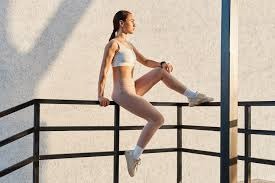 NBA战报：东契奇34分，詹姆斯压哨绝杀，湖人120-119步行者