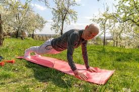 翻倍还是出局？短筹码状态下的Push／Fold图表使用（全押还是弃牌？短筹码阶段的Push／Fold图表应用指南）