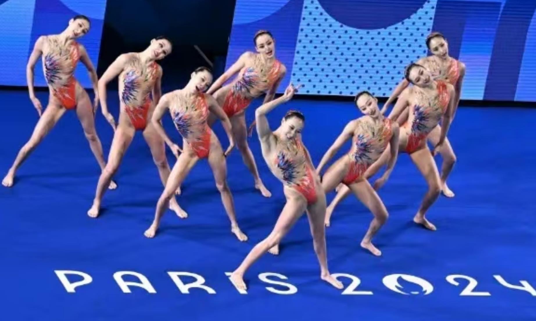 给中国球员看看，训练，训练，训练，科学训练，才是捷经！每个球员，都要是铁人三项的运动员，才有未来！